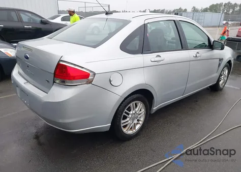 2008 Ford Focus Se/Ses z USA, uszkodzony, nr VIN 1FAHP35N88W109406